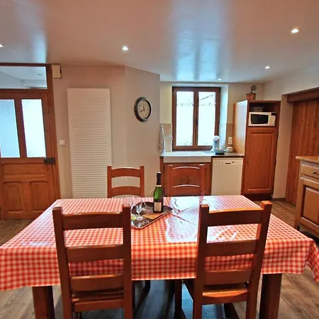 Convivial 4/5 Pers. Avec Parking Prive, Proche Nature Et Histoire, Confort Inclus - Fr-1-589-379 Étival-Clairefontaine